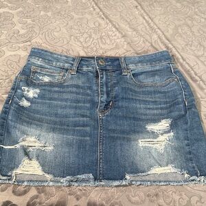 American Eagle Outfitters super stretch Blue Distressed Mini Skirt Sz 8